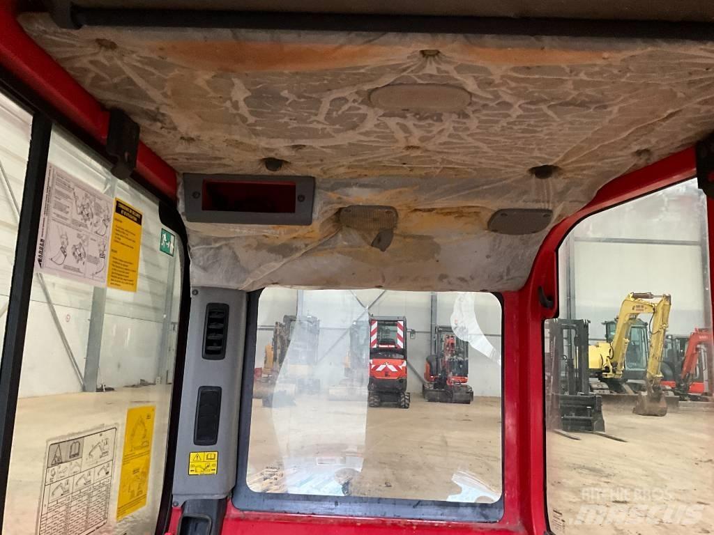 Bobcat E 80 캐빈 및 인테리어