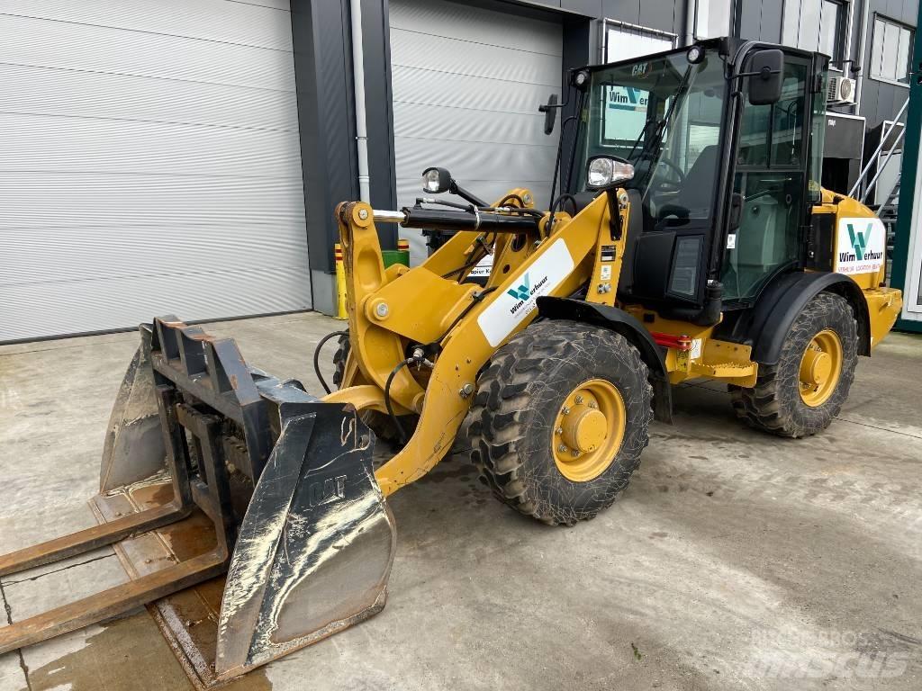 CAT 906  휠로우더