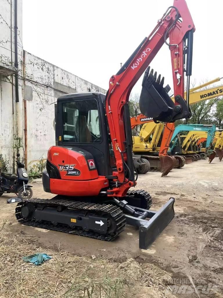 Kubota U35 소형 굴삭기 7톤 미만