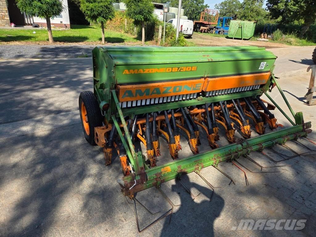Amazone D8-30 드릴