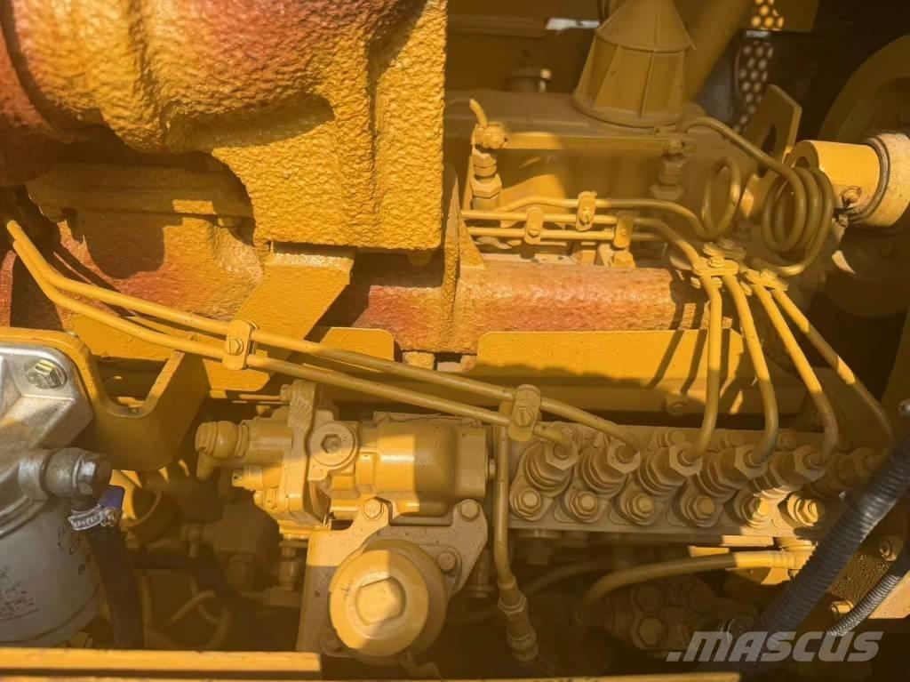 CAT D 6 G 크롤러 도저