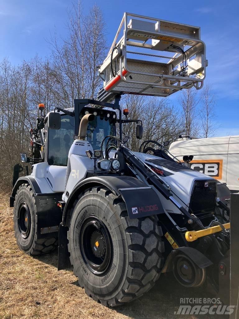 Huddig 1370 T 백호로더