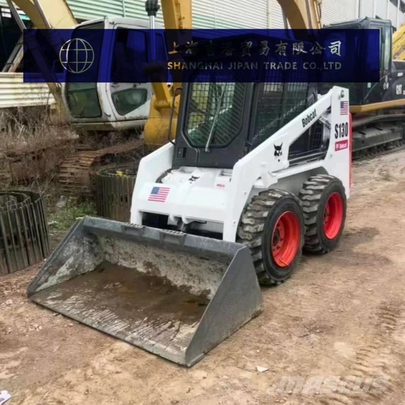 Bobcat S 130  스키드로더