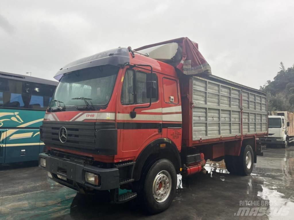 Mercedes-Benz 1748 덤프 트럭