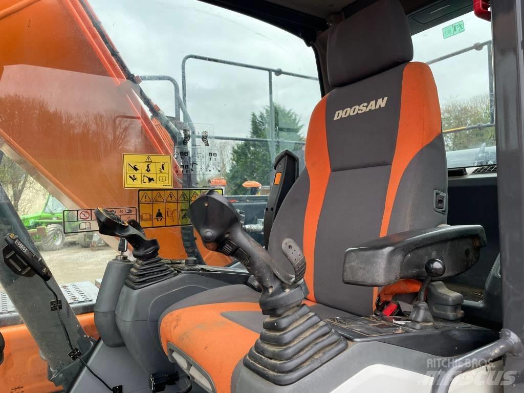 Doosan DX140LC-5 대형 굴삭기 29톤 이상