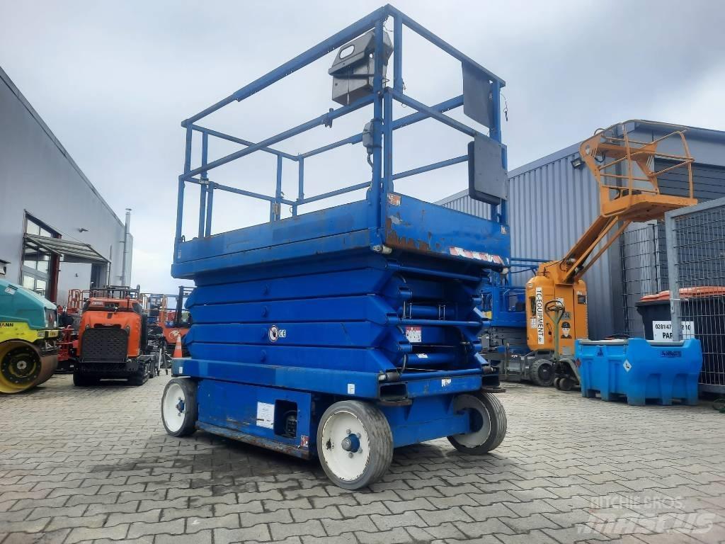 SkyJack SJ III 4632 가위형 리프트