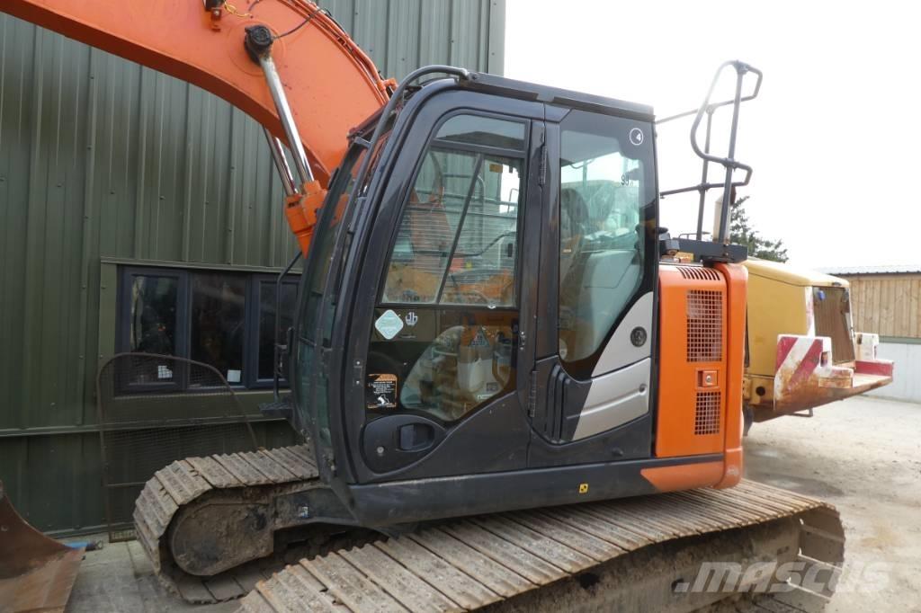 Hitachi ZX 135 US-6 대형 굴삭기 29톤 이상