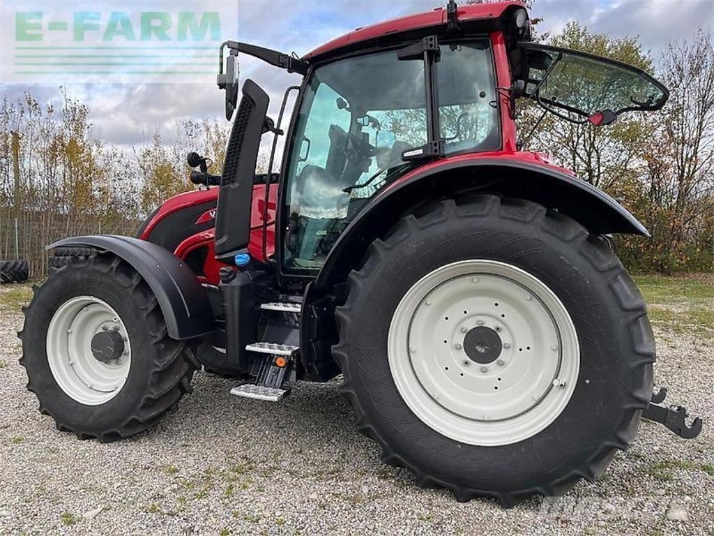 Valtra n155e aktiv 트랙터