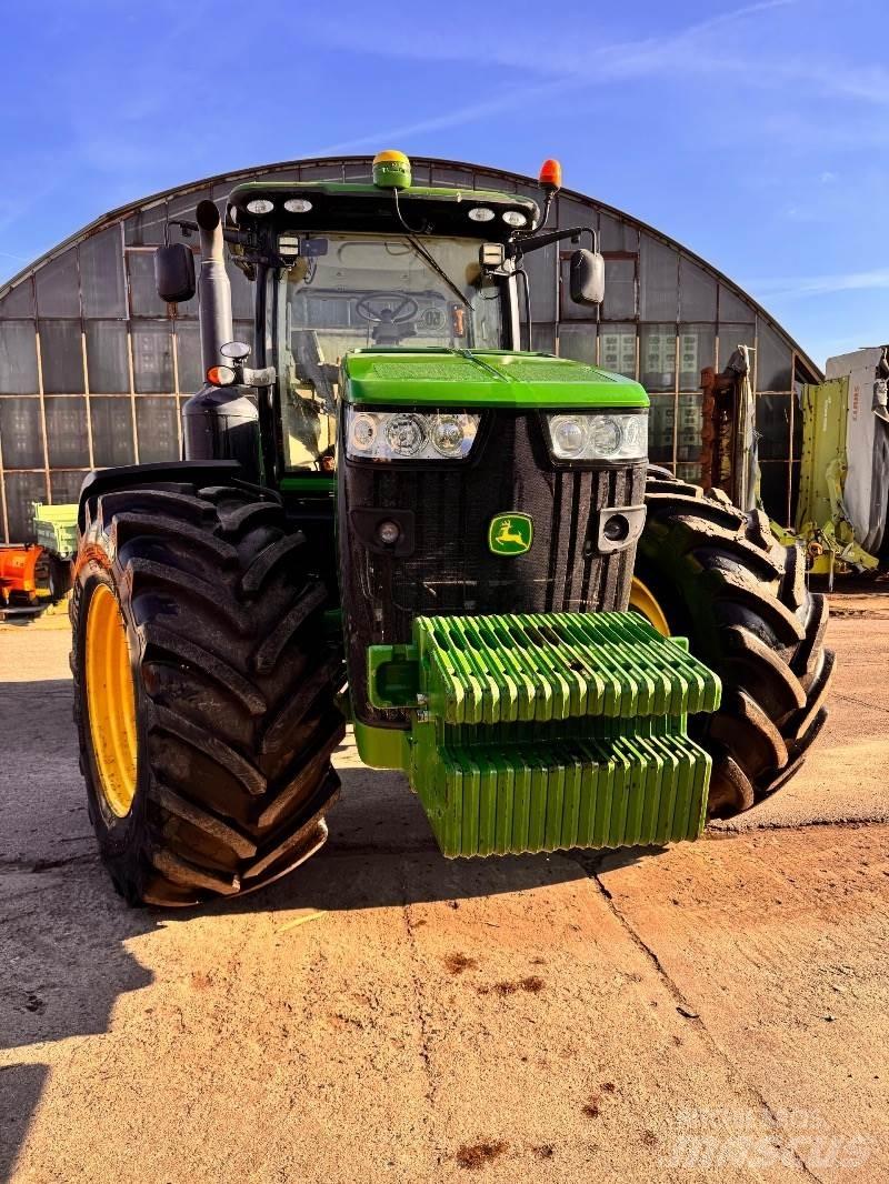 John Deere 8320 R 트랙터