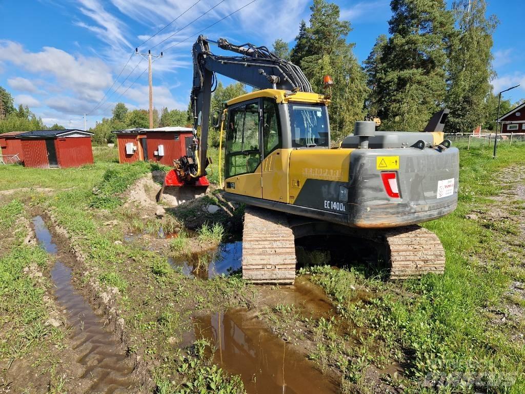 Volvo EC140DL 대형 굴삭기 29톤 이상