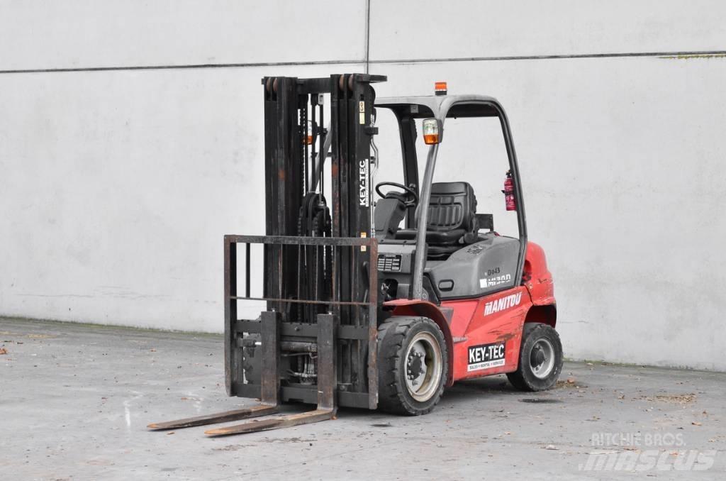 Manitou MI 30 D 디젤 지게차
