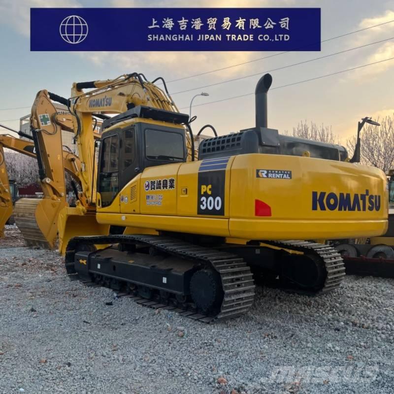 Komatsu PC 300 대형 굴삭기 29톤 이상