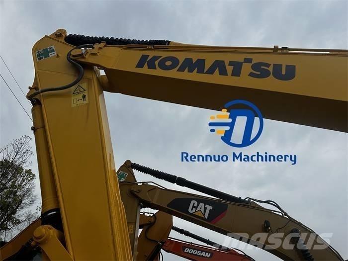 Komatsu PC 210-8 대형 굴삭기 29톤 이상