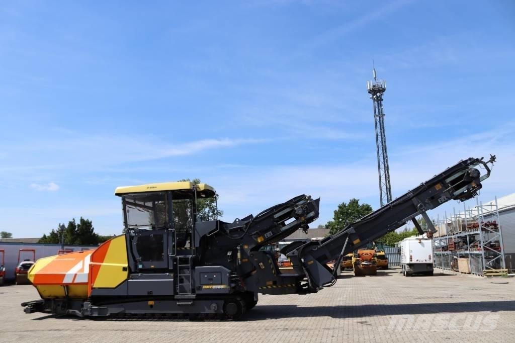 Bomag BMF 2500 S 아스팔트 포장장비