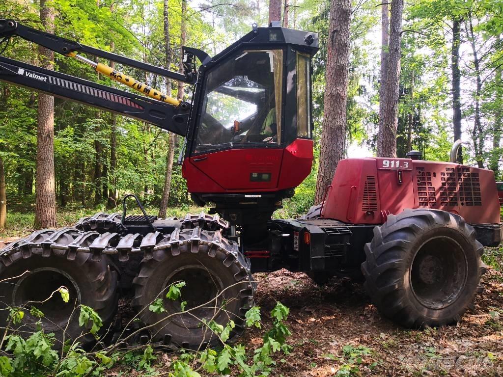 Valmet 911.3 원목 하베스터