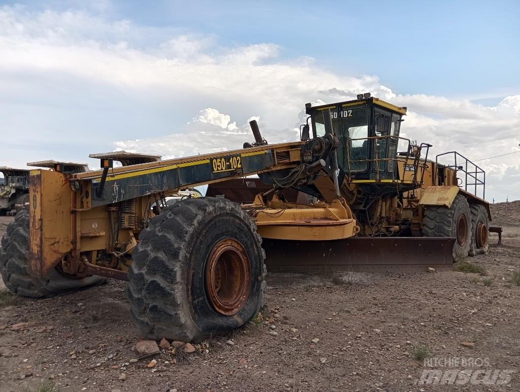 CAT 24 M 그레이더