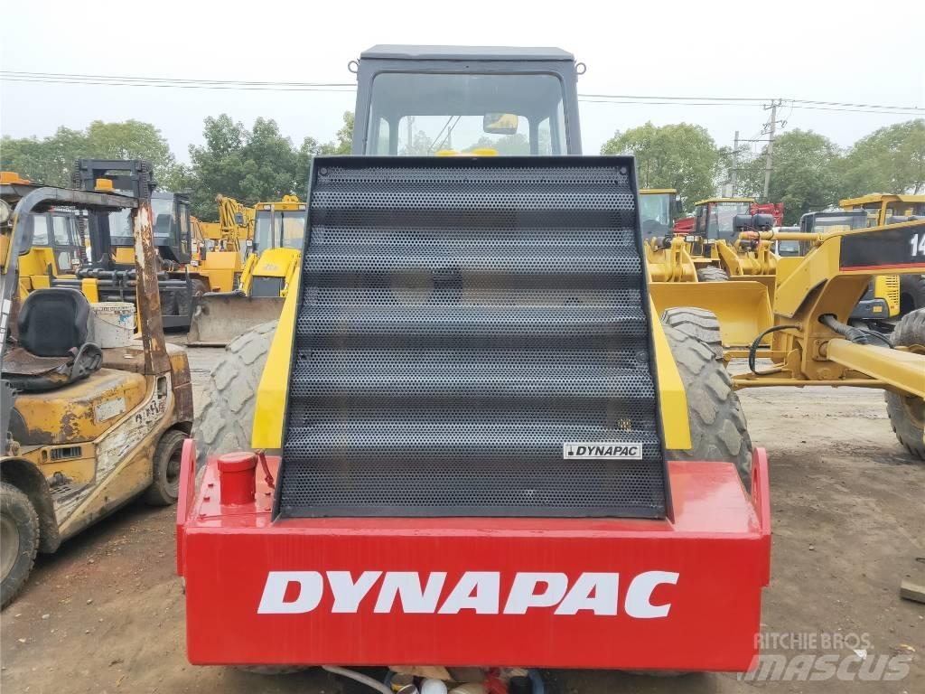Dynapac CA 251 D 싱글 드럼 롤러