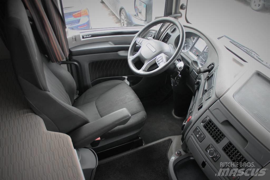 DAF XF 450 트랙터 유닛