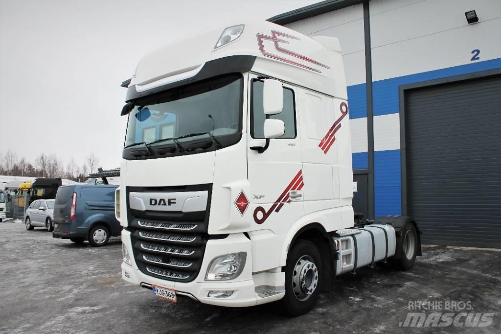 DAF XF 450 트랙터 유닛