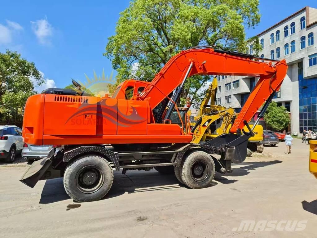 Doosan DH 210 W-7  휠 굴삭기