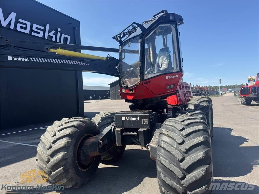 Valmet 911.3 원목 하베스터