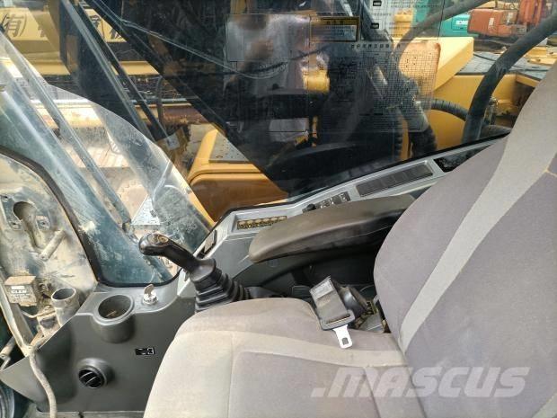 Hyundai 220LC 대형 굴삭기 29톤 이상