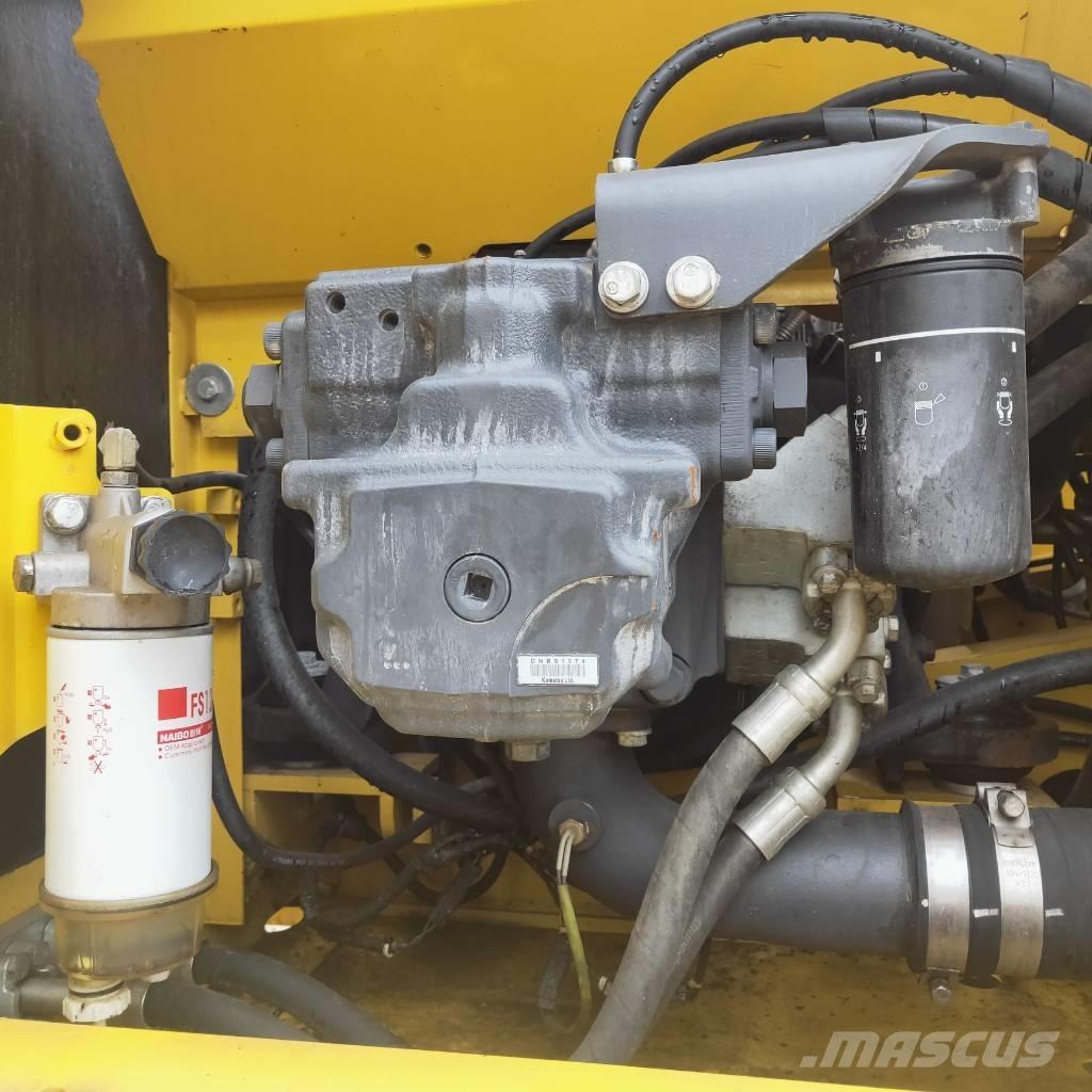 Komatsu PC200-8 대형 굴삭기 29톤 이상
