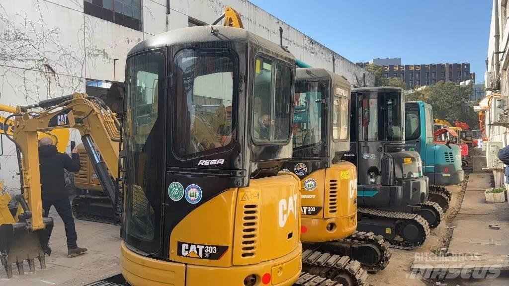CAT 303.5 소형 굴삭기 7톤 미만