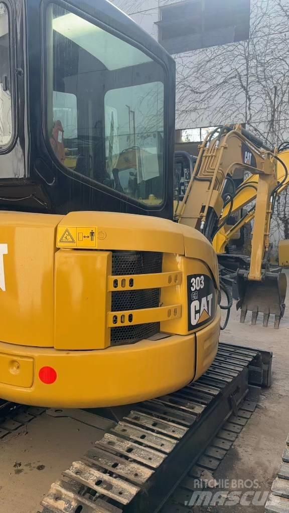 CAT 303.5 소형 굴삭기 7톤 미만