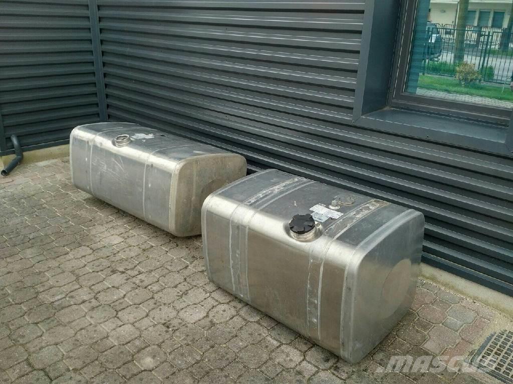 MAN 480 + 375 L 연료 및 첨가제 탱크