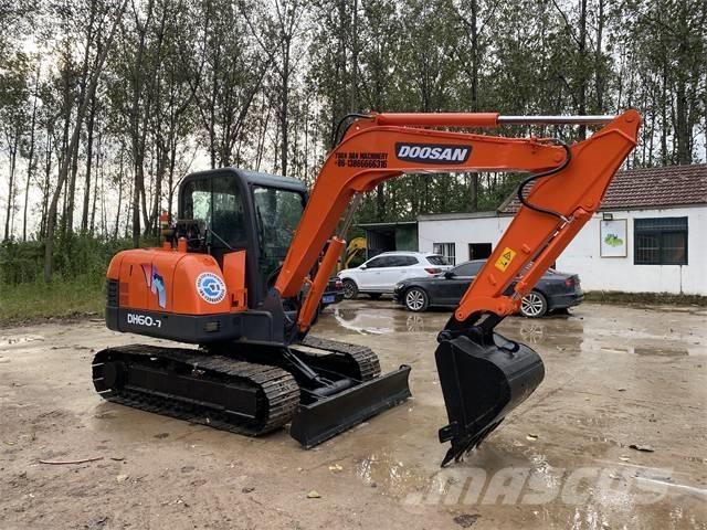 Doosan dh60-7 소형 굴삭기 7톤 미만