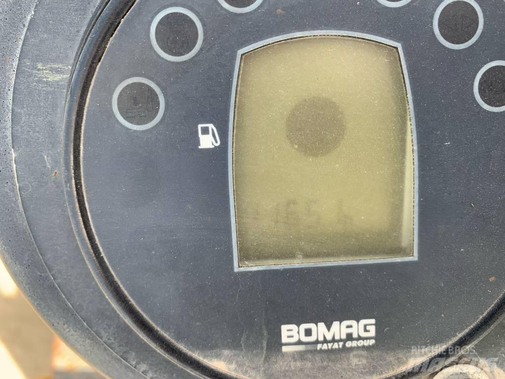 Bomag BW 100 AD-4 트윈 드럼 롤러