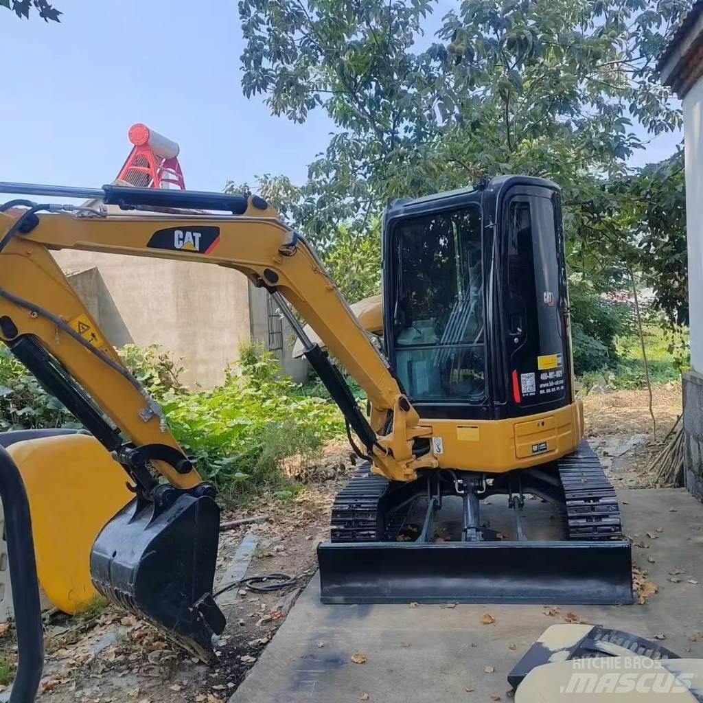 CAT 303.5 E CR 소형 굴삭기 7톤 미만