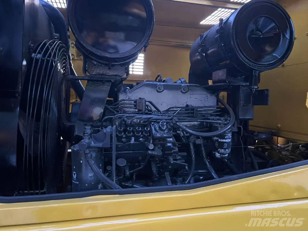 Komatsu WA 320-3  휠로우더