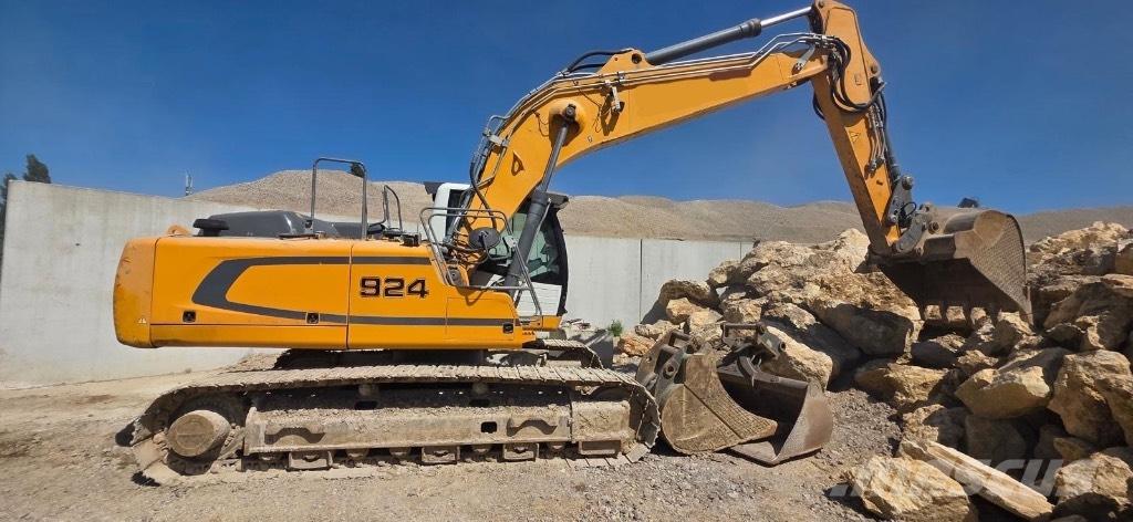 Liebherr 924 대형 굴삭기 29톤 이상