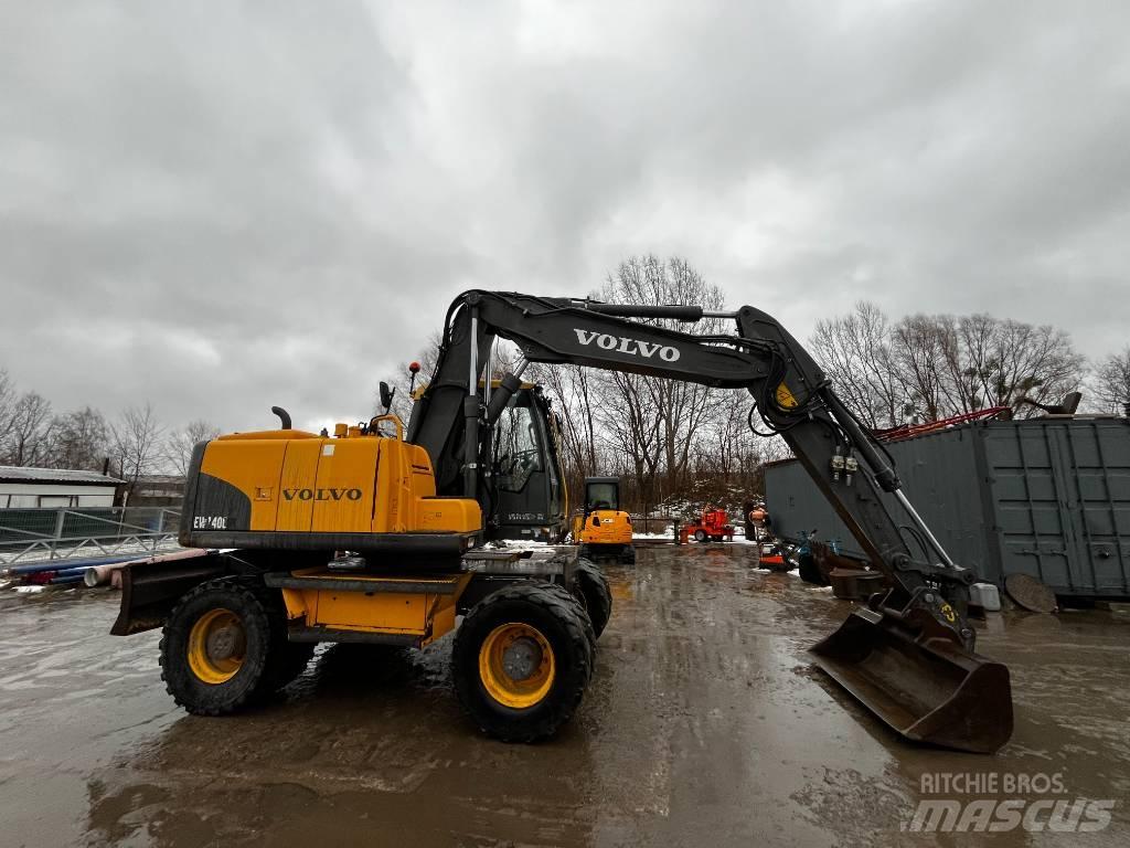 Volvo EW 140 C  휠 굴삭기