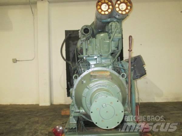 Volvo TID121LP 엔진
