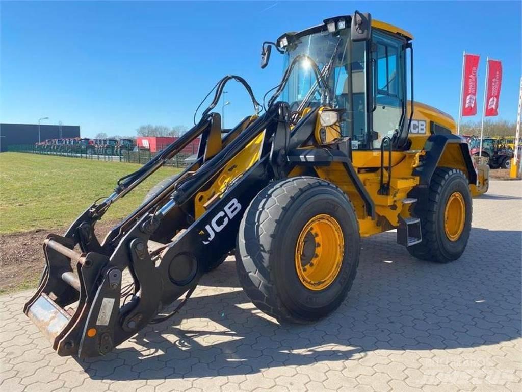 JCB 437 HT  휠로우더