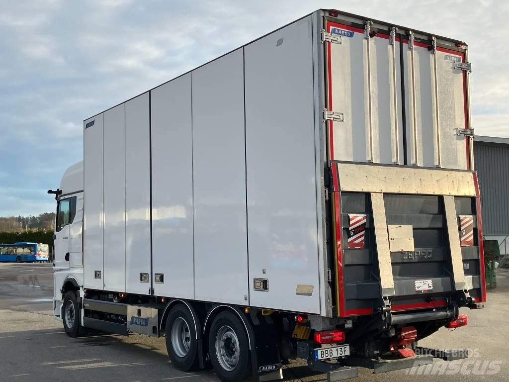 MAN TGX 26.520 탑차 트럭