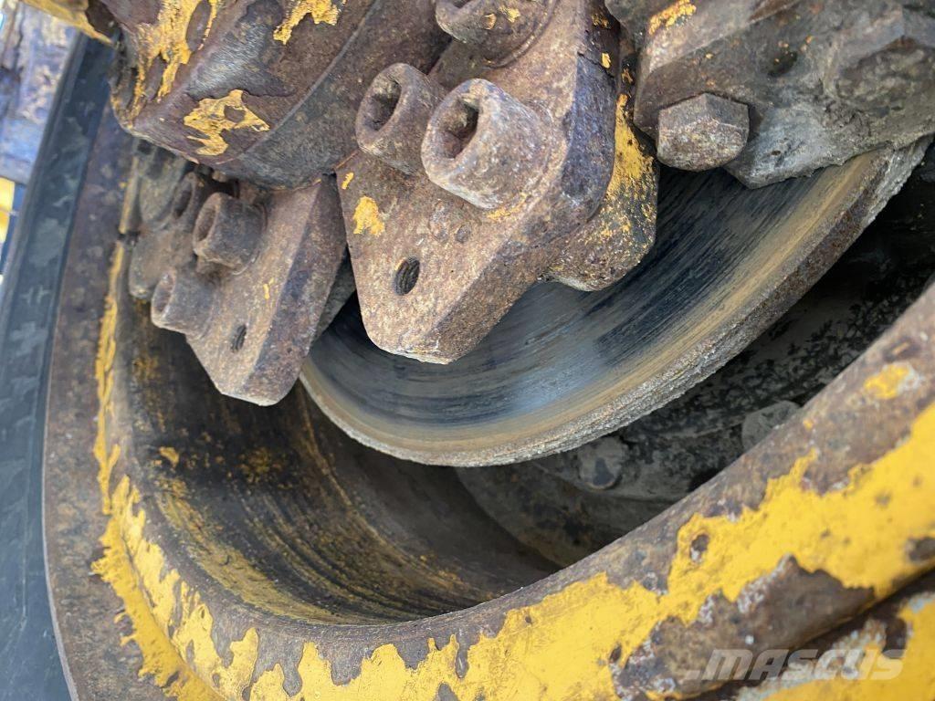 Volvo BM L 120 B  휠로우더