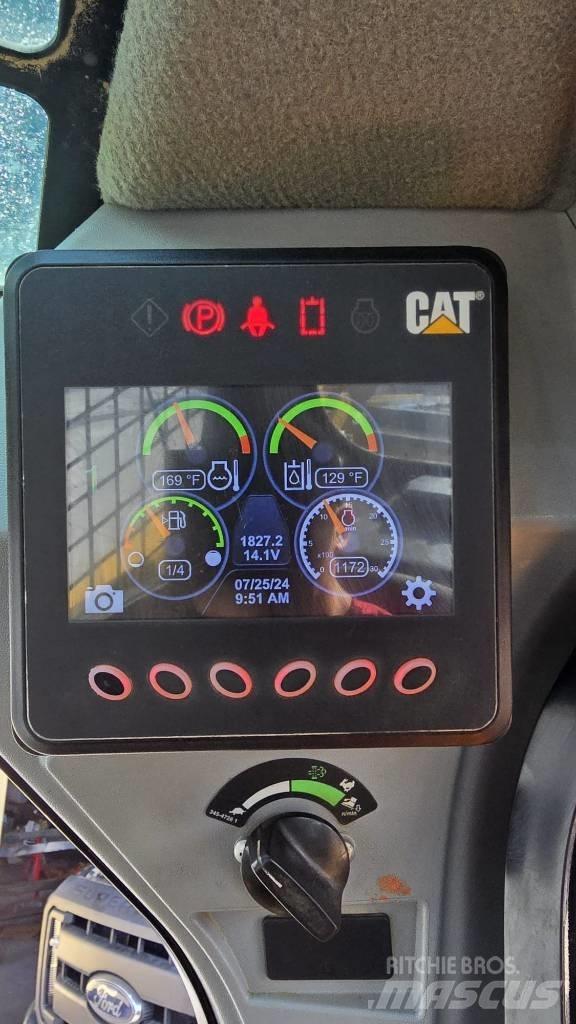 CAT 259D3  스키드로더