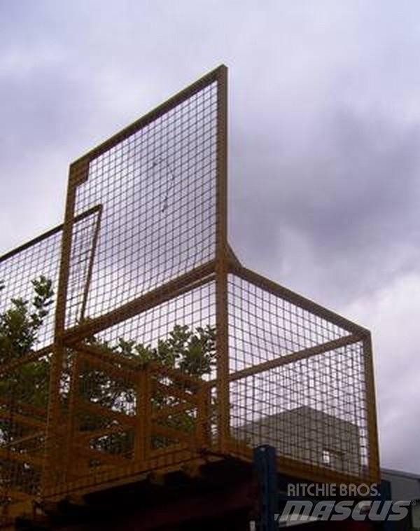  Safety Cages 자재 장비 - 기타
