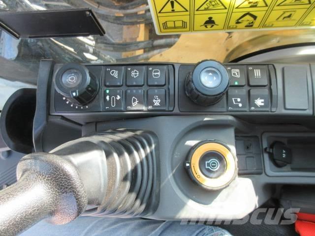 CAT 320 GC 대형 굴삭기 29톤 이상