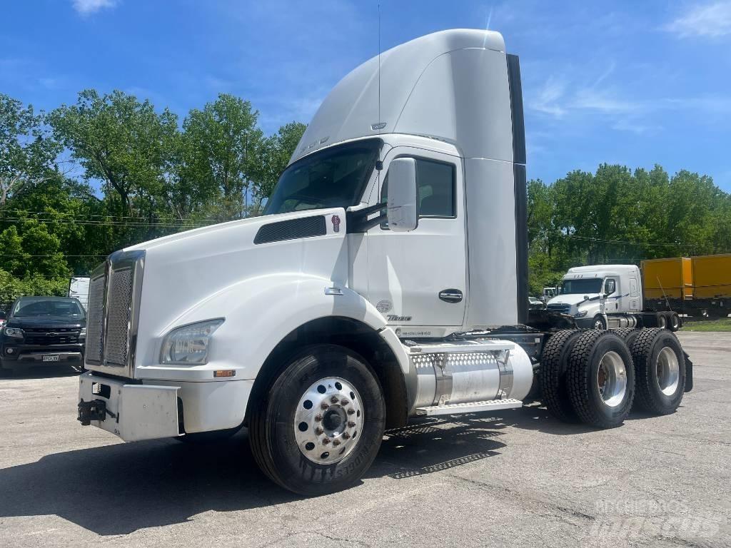 Kenworth T 880 트랙터 유닛