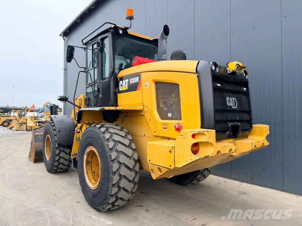 CAT 930M  휠로우더
