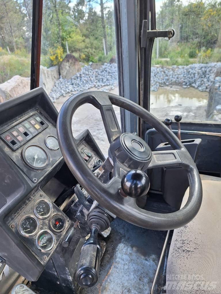 Furukawa 335  휠로우더