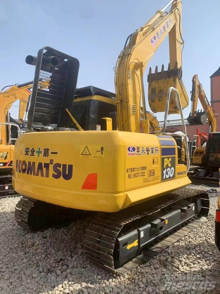 Komatsu PC 130-7 중형굴삭기 7톤-28톤