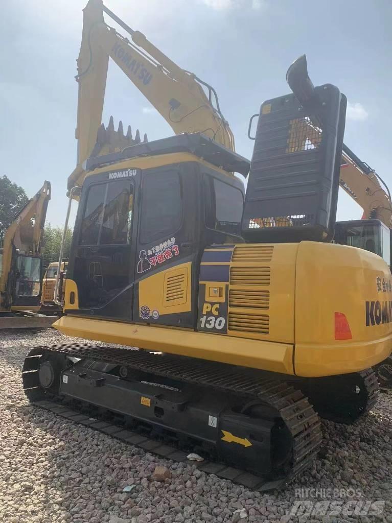 Komatsu PC 130-7 중형굴삭기 7톤-28톤