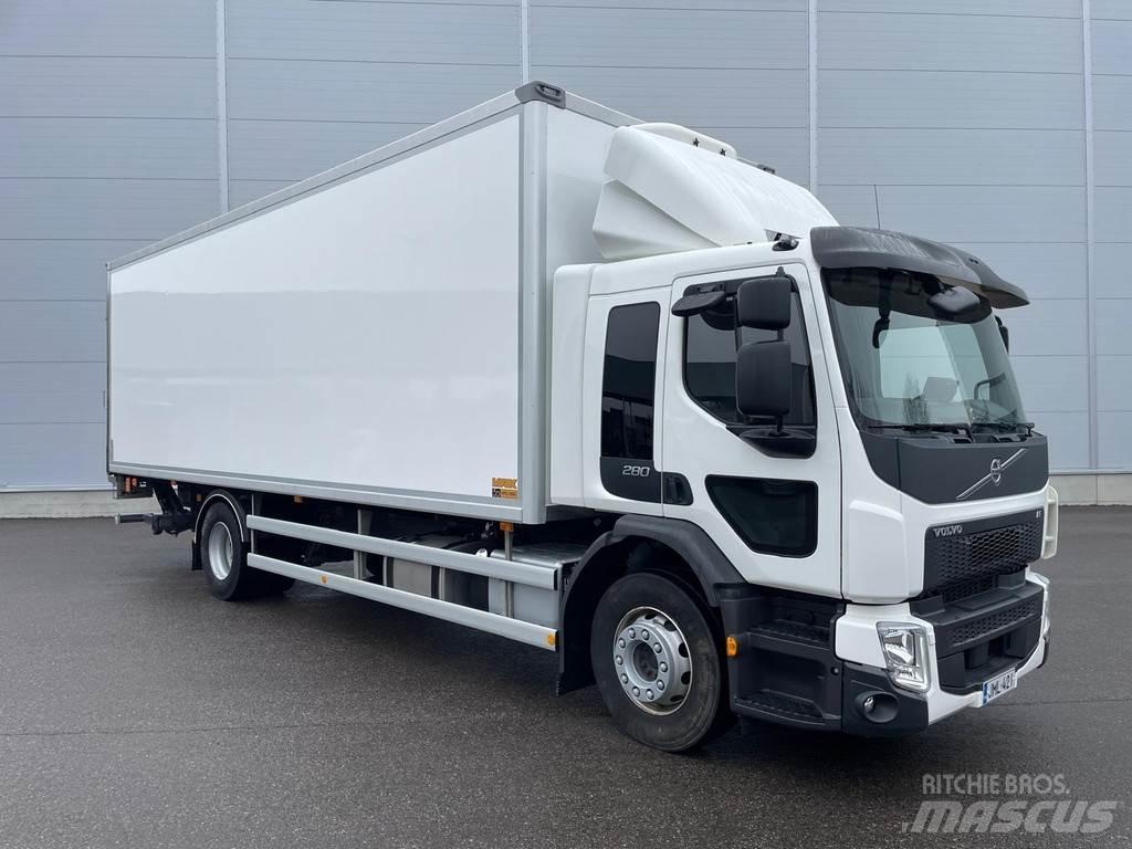 Volvo FE 탑차 트럭