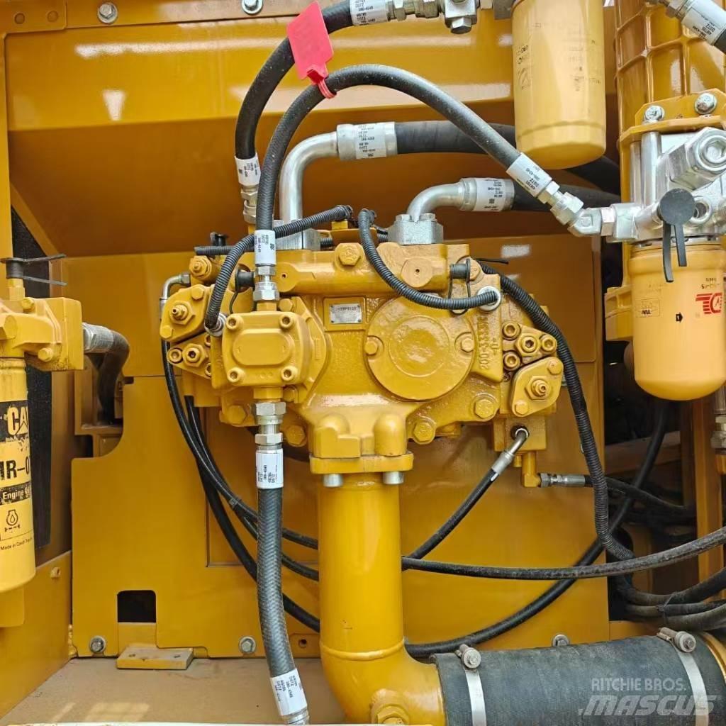 CAT 329 D 대형 굴삭기 29톤 이상